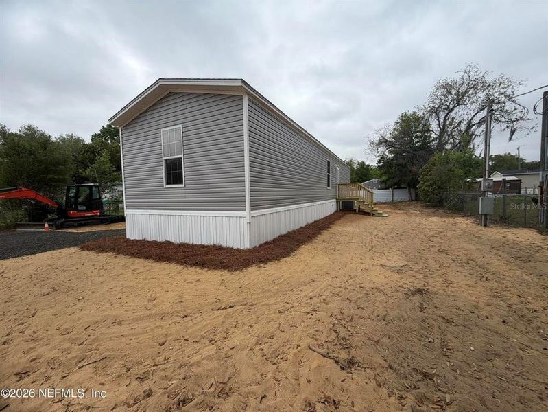 Exterior details and patio area of a home in , Interlachen (Image 17).