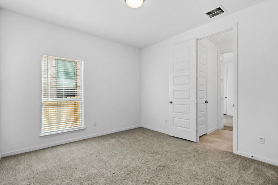 Spacious, unfurnished interior of a new home in , Georgetown (Image 30).