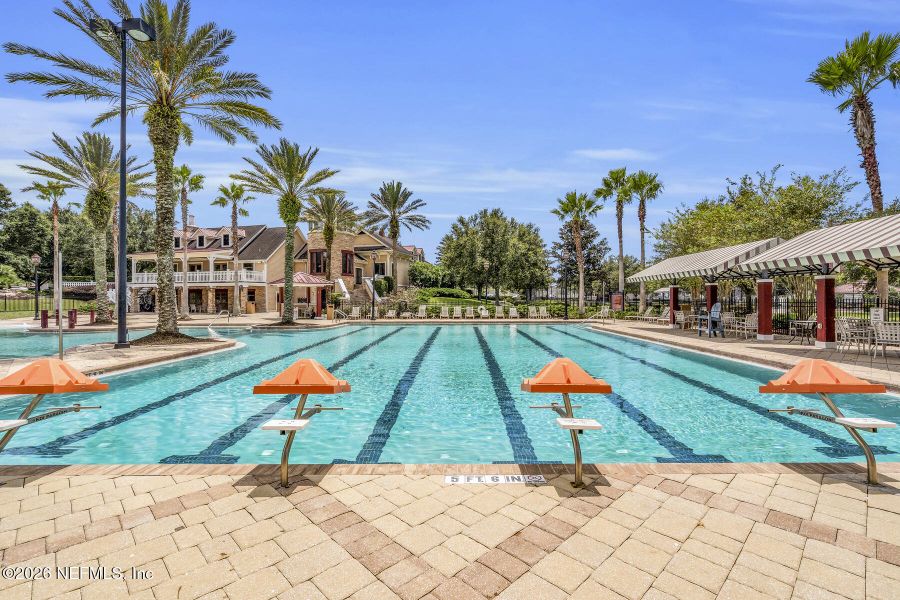 Community amenities in Rolling Hills, Green Cove Springs (Image 37).