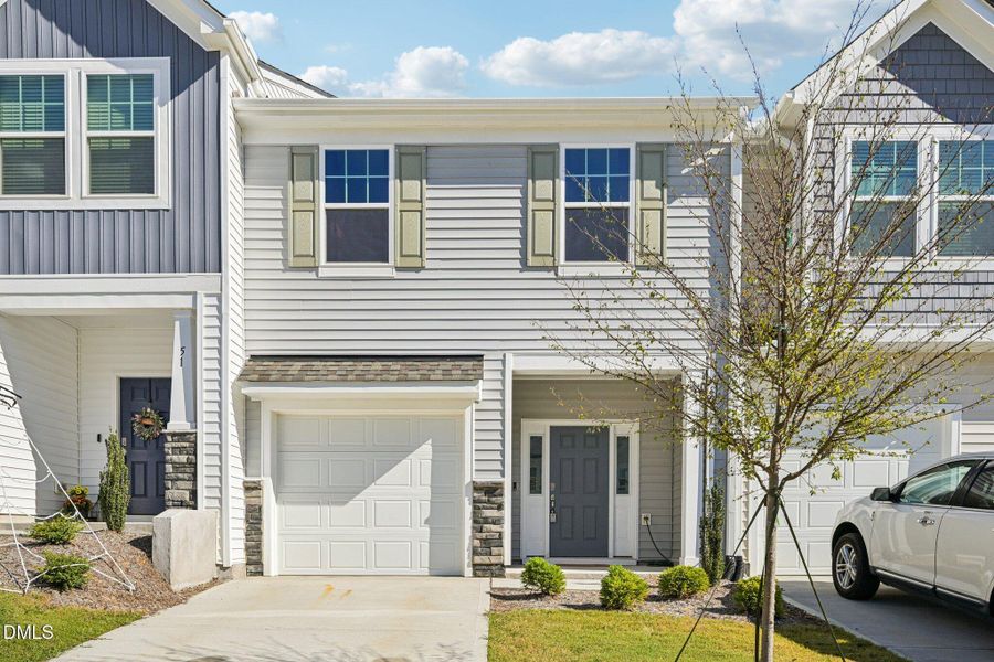 1-web-or-mls-Honeydew Way-S0710-001