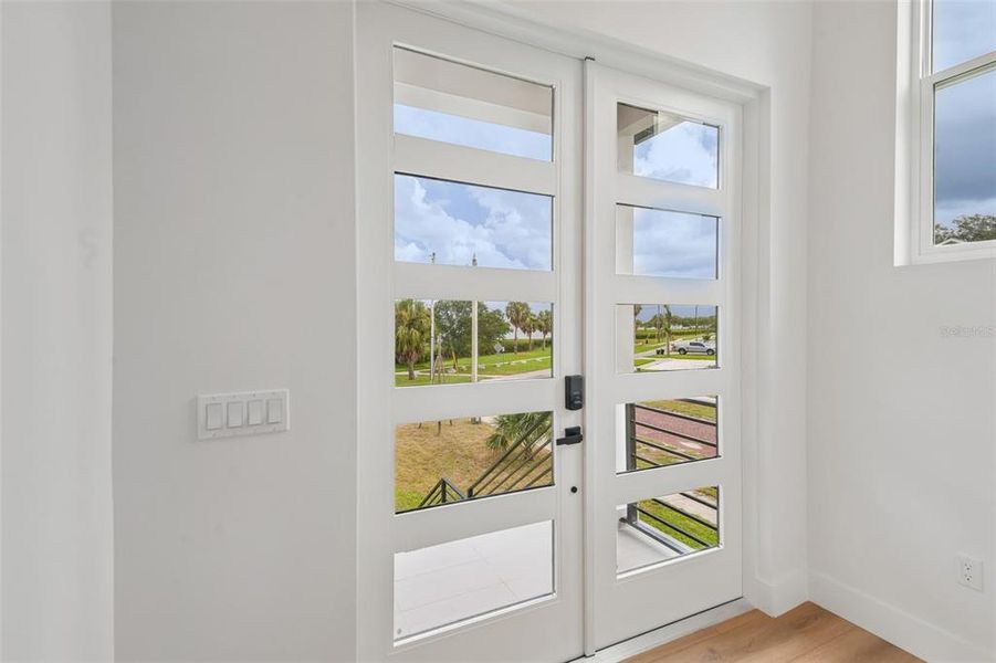 Spacious, unfurnished interior of a new home in , Tarpon Springs (Image 21). Spacious, unfurnished interior of a new home in , Tarpon Springs (Image 21).
