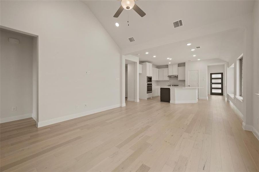 02_920 Apeldoorn Trl, Little Elm