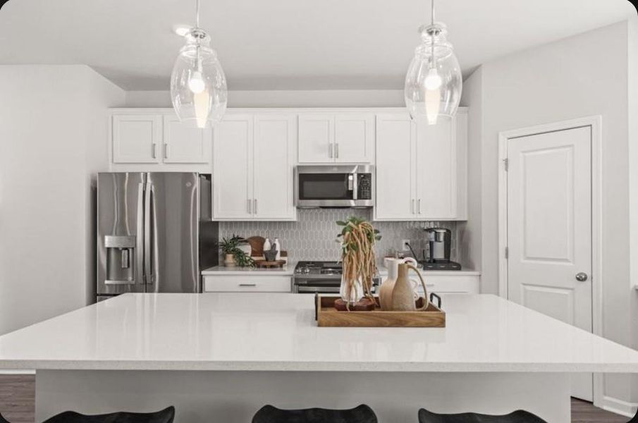 Furnished interior view inside a new home in Rosewood Farm, Lawrenceville (Image 27).