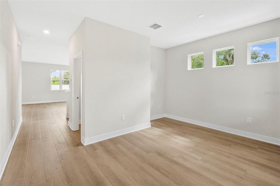 Spacious, unfurnished interior of a new home in , Tampa (Image 27). Spacious, unfurnished interior of a new home in , Tampa (Image 27).