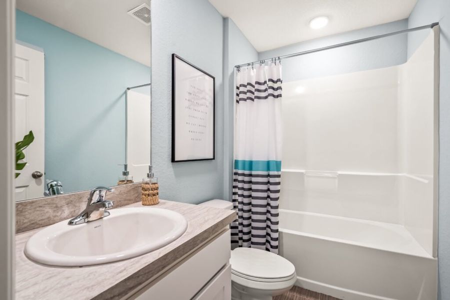 Representative furnished interior of a home built from the Majestic by Holiday Builders in Port St Lucie, Port St. Lucie (Image 26).