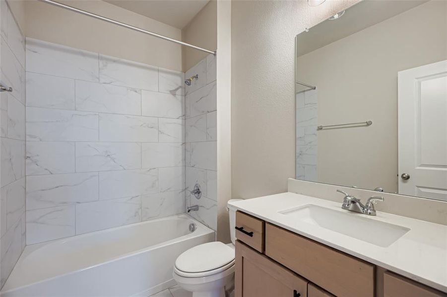 Furnished interior view inside a new home in , McKinney (Image 7).