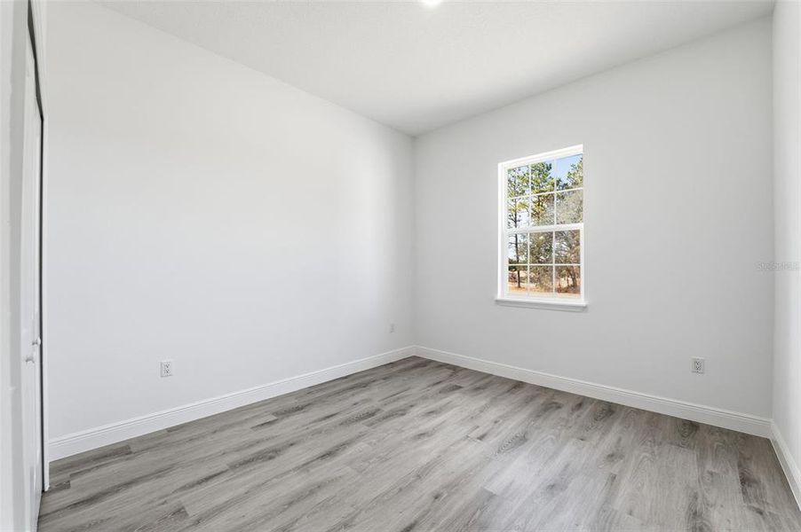 Spacious, unfurnished interior of a new home in , Ocala (Image 30).