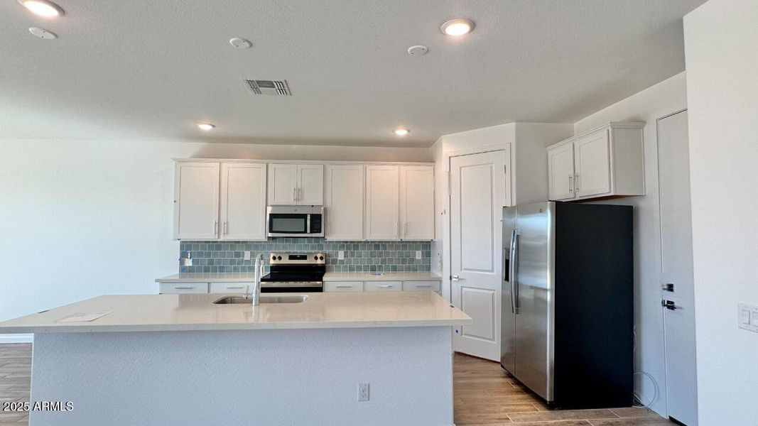 006 Kitchen 006 Kitchen