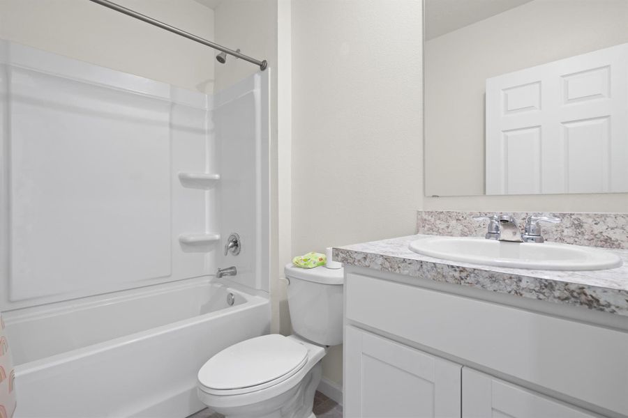 Image 51 of a home in Central Park 40s.