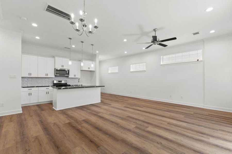 Image 23 of a home in .