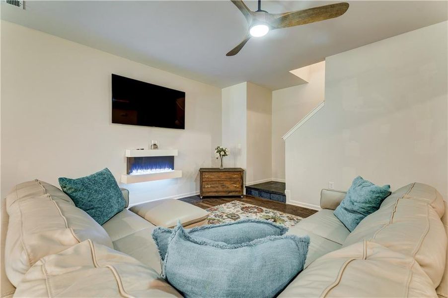 Furnished interior view inside a new home in , Dahlonega (Image 47).