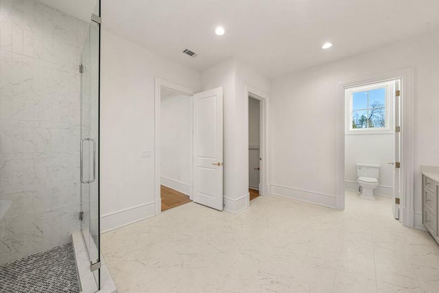 Spacious, unfurnished interior of a new home in , Milton (Image 97).