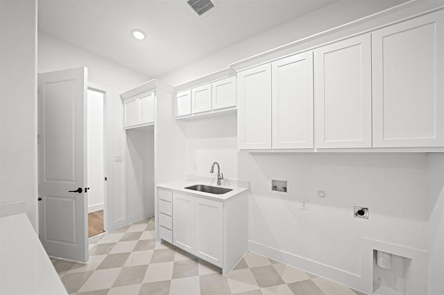 Furnished interior view inside a new home in King's Crossing - Phase 3, Parker (Image 15).