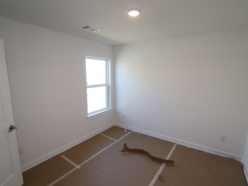 Image 19 of a home in Miller's Pond. Image 19 of a home in Miller's Pond.