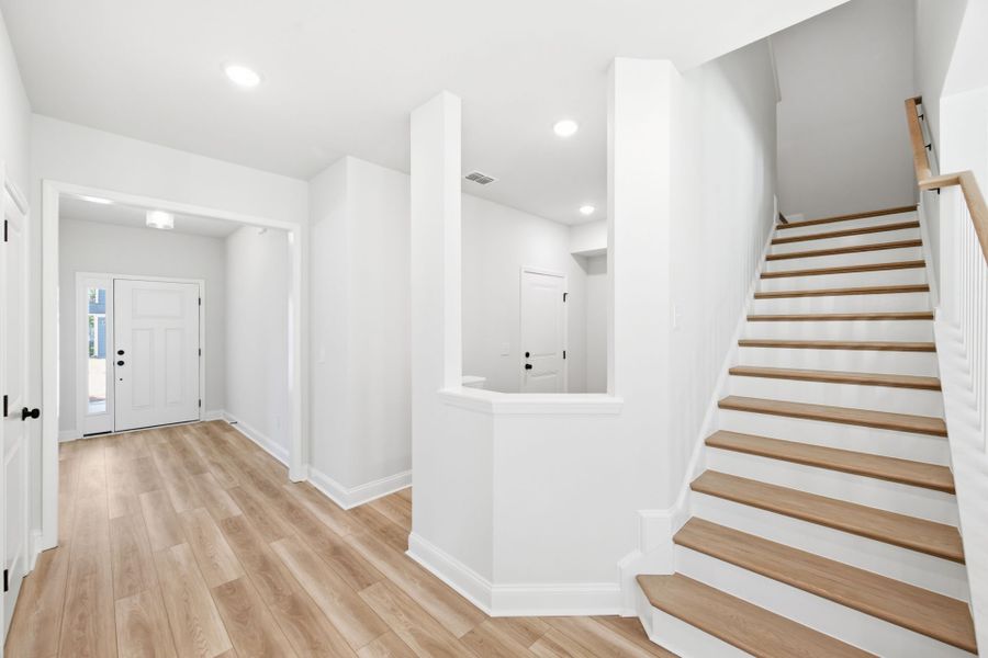 Spacious, unfurnished interior of a new home in Grand Arbor, Blythewood (Image 24).
