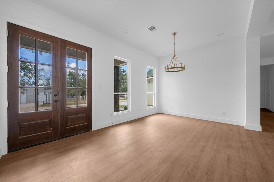 Spacious, unfurnished interior of a new home in , Hempstead (Image 16). Spacious, unfurnished interior of a new home in , Hempstead (Image 16).