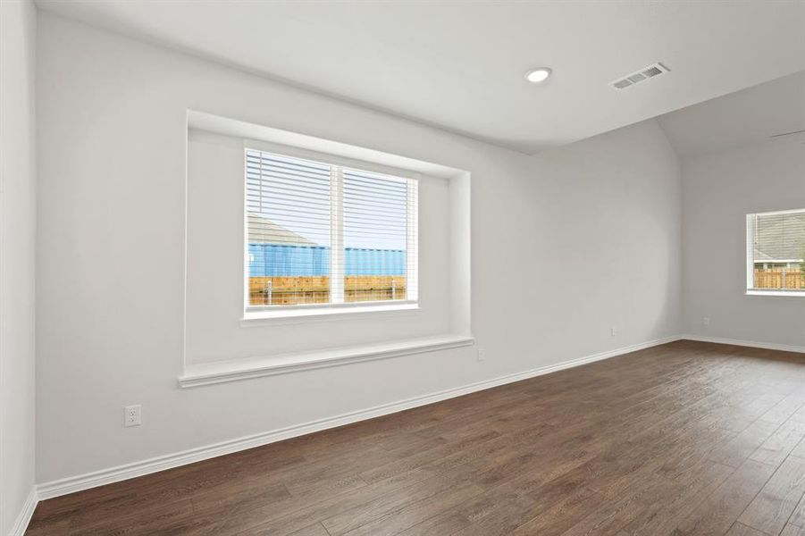 Spacious, unfurnished interior of a new home in Retreat at Fossil Creek, Fort Worth (Image 12). Spacious, unfurnished interior of a new home in Retreat at Fossil Creek, Fort Worth (Image 12).