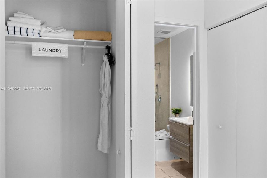 Image 34 of a home in .