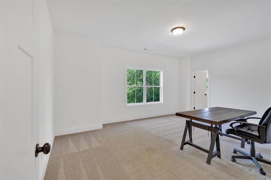 Spacious, unfurnished interior of a new home in , Cartersville (Image 23).