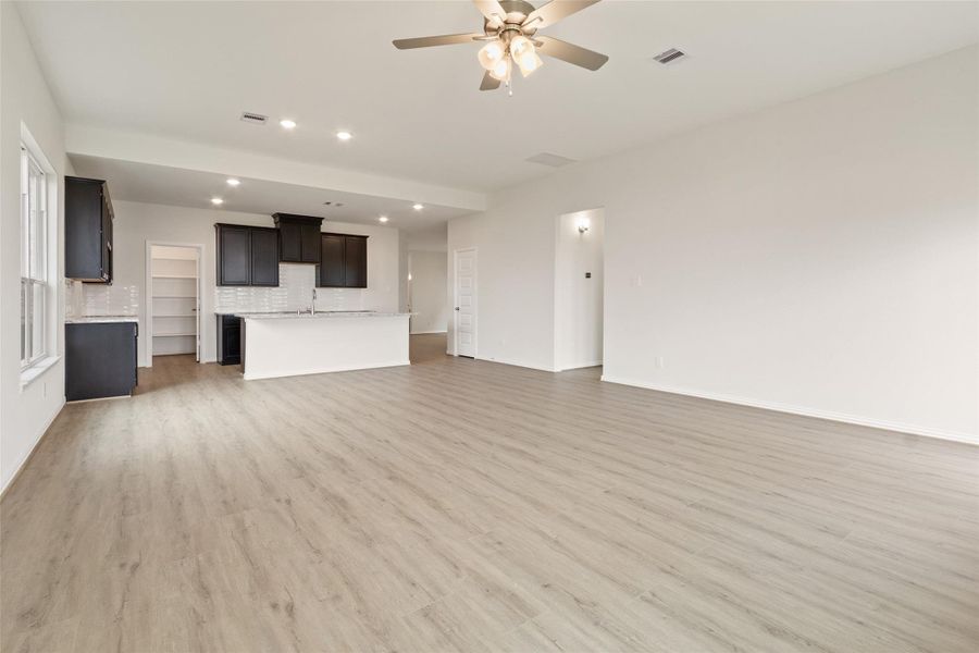 Image 9 of a home in Cypress Green. Image 9 of a home in Cypress Green.