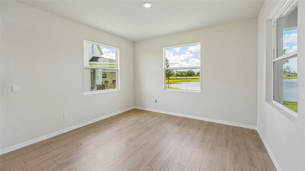 Spacious, unfurnished interior of a new home in Oakfield Trails, Parrish (Image 17).