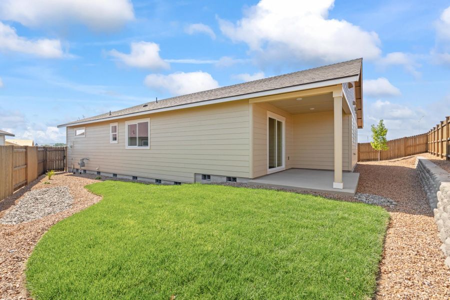 Exterior details and patio area of a home in IronHorse, Prineville (Image 17). Exterior details and patio area of a home in IronHorse, Prineville (Image 17).