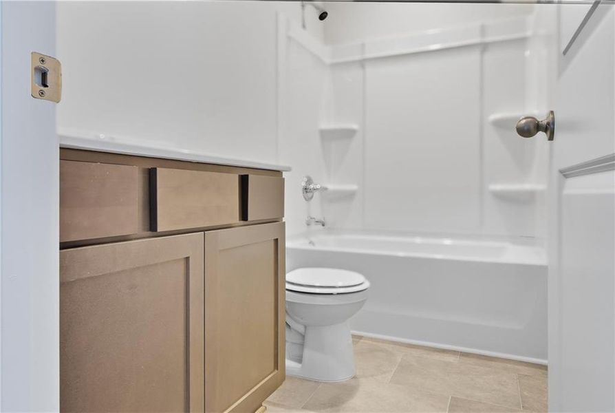 Furnished interior view inside a new home in Creekside Landing, Dallas (Image 2).