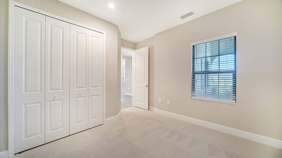 Spacious, unfurnished interior of a new home in Vistera of Venice, Englewood (Image 48).