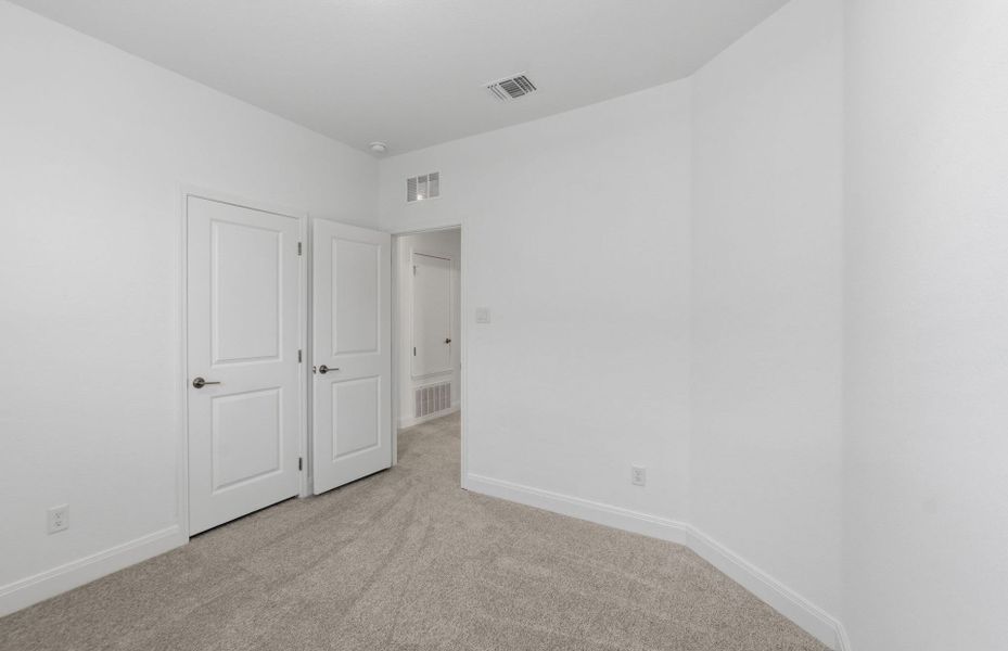 Spacious, unfurnished interior of a new home in Patterson Ranch, Georgetown (Image 12).