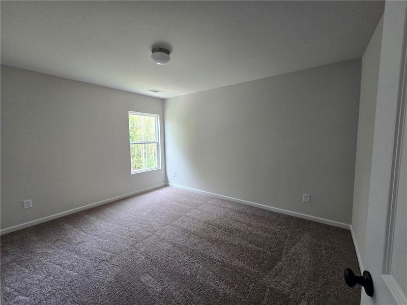 Spacious, unfurnished interior of a new home in Enclave at Dawson Forest, Dawsonville (Image 19).
