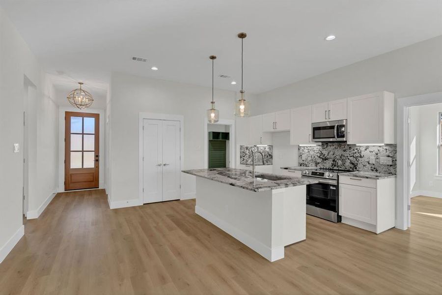 Furnished interior view inside a new home in , Grand Prairie (Image 5).