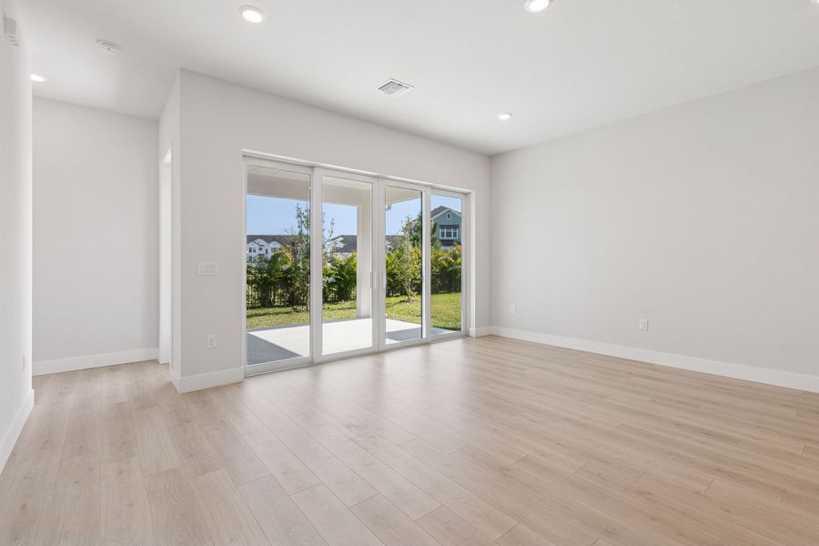 The Sandbank - Family Room