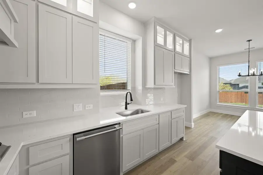 2215 Pelican- Kitchen-5 2215 Pelican- Kitchen-5