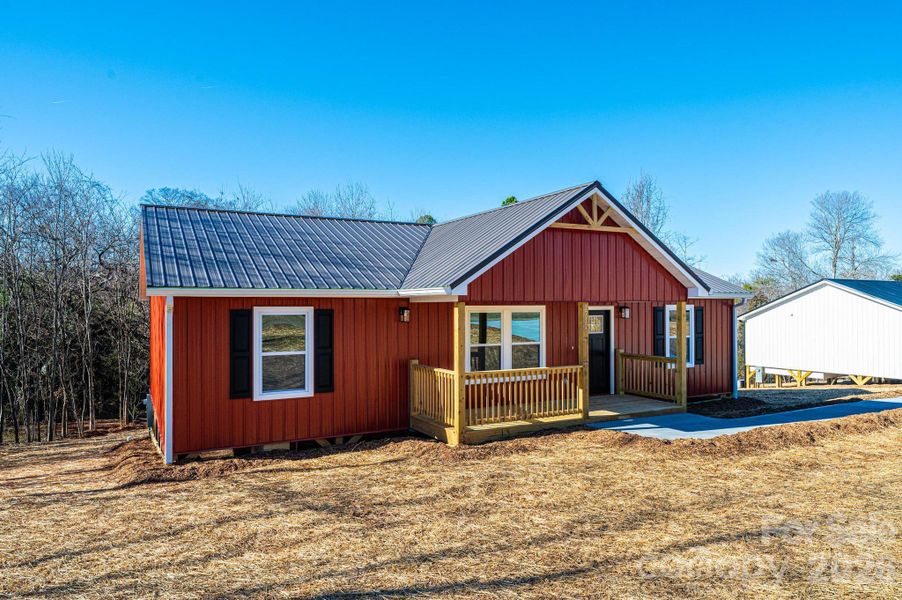 Exterior details and patio area of a home in , Connelly Springs (Image 23).
