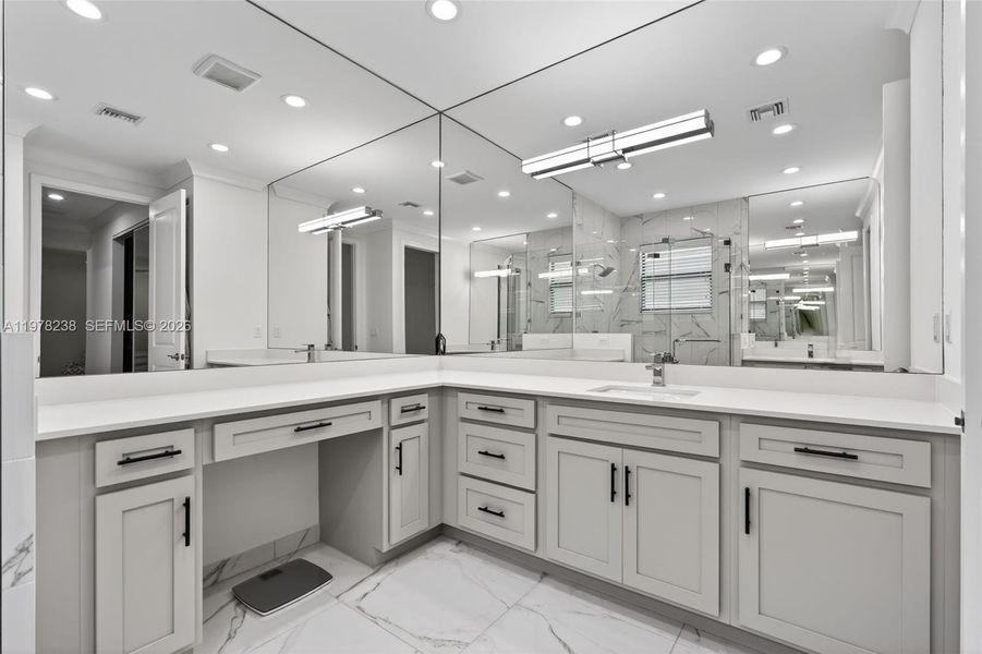 Furnished interior view inside a new home in , Port St. Lucie (Image 19).