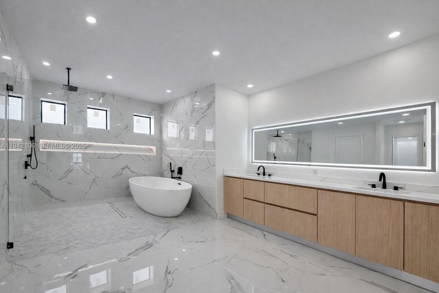 Furnished interior view inside a new home in , Cape Coral (Image 13).