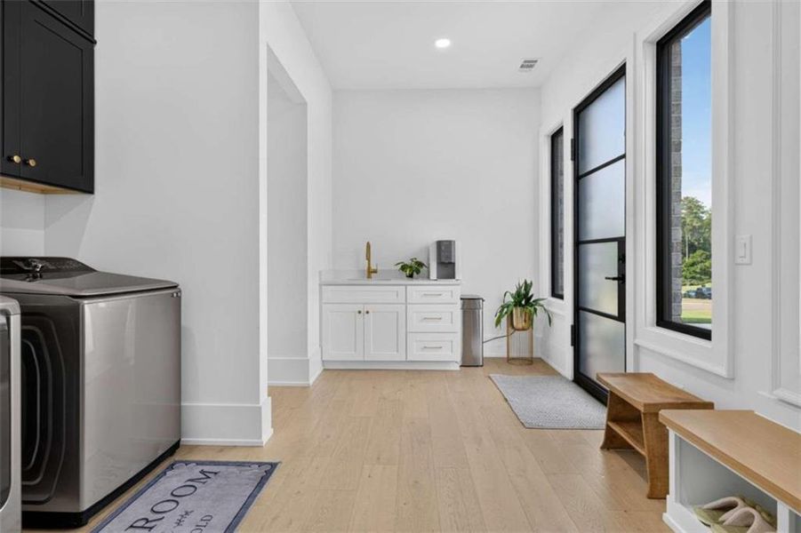 Furnished interior view inside a new home in , Hoschton (Image 47).