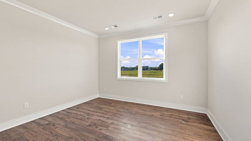 Spacious, unfurnished interior of a new home in Williams Ridge, Woodruff (Image 35).