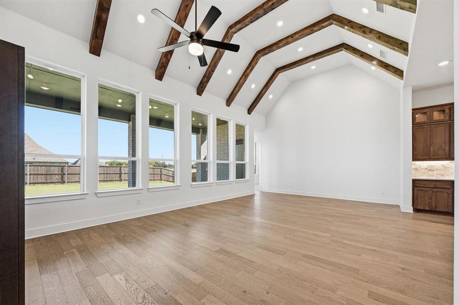 Spacious, unfurnished interior of a new home in Canyon Creek Estates, Sherman (Image 12). Spacious, unfurnished interior of a new home in Canyon Creek Estates, Sherman (Image 12).