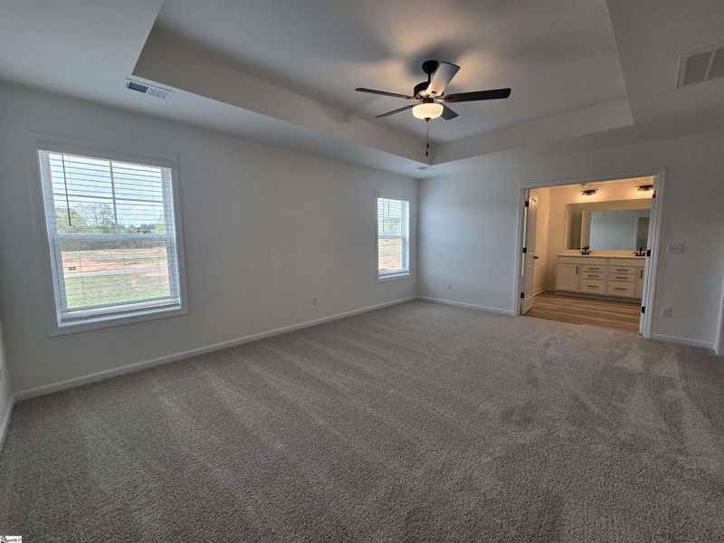Spacious, unfurnished interior of a new home in Shiloh Trail, Wellford (Image 22).