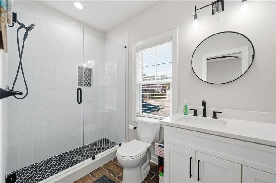 Furnished interior view inside a new home in , Alpharetta (Image 9).