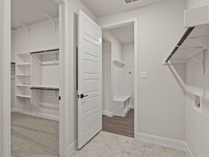 Image 52 of a home in Potranco Oaks.