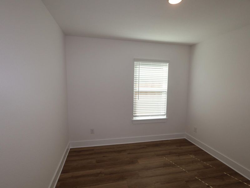 Spacious, unfurnished interior of a new home in Lago Mar, Santa Fe (Image 22).