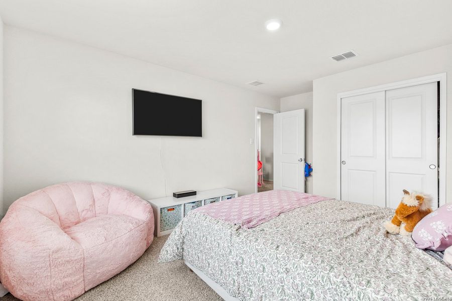 Furnished interior view inside a new home in , San Antonio (Image 19).