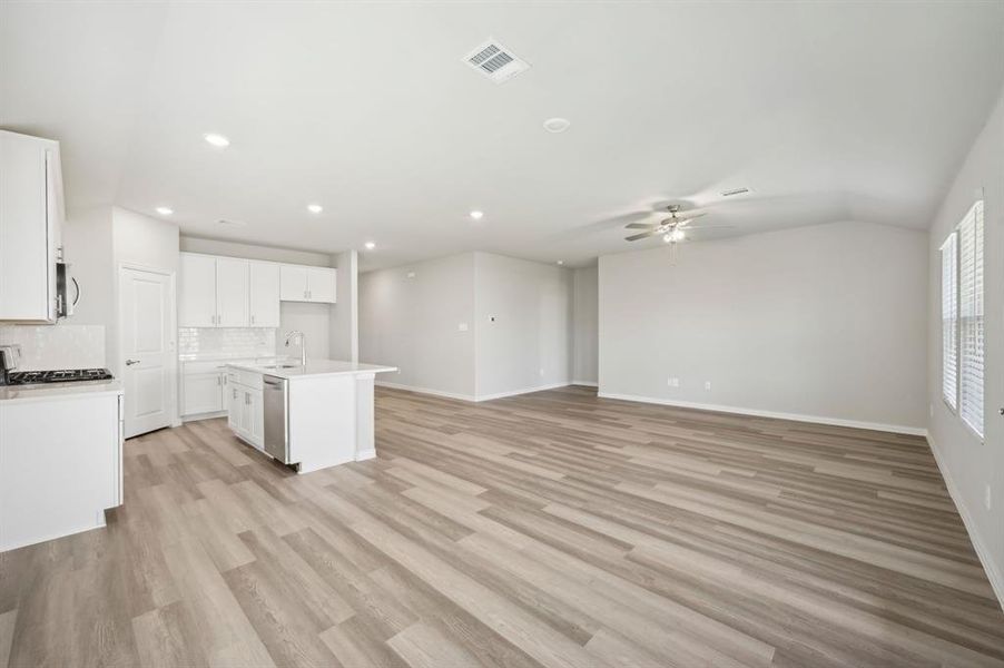 Photo is not of the actual home, but is an inspirational photo of builder’s model home and may depict options, furnishings, and/or decorator features that are not included.