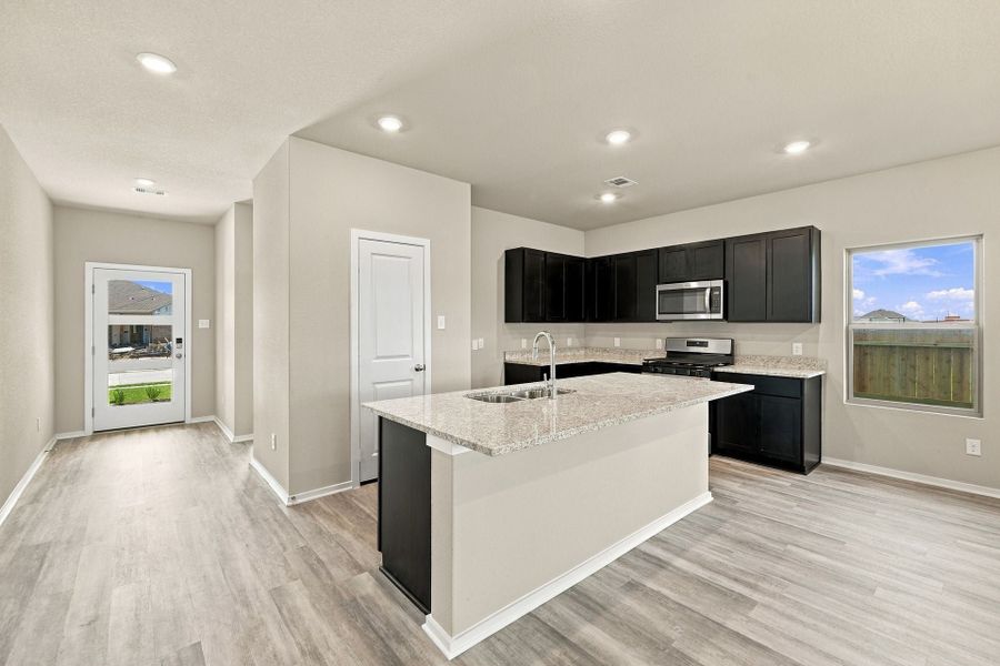 2,576sf New Home in Angleton, TX. - Slide 11 2,576sf New Home in Angleton, TX. - Slide 11