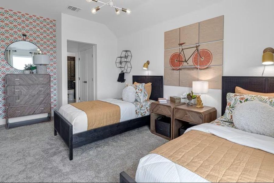 Furnished interior view inside a new home in Valencia, Manvel (Image 6).