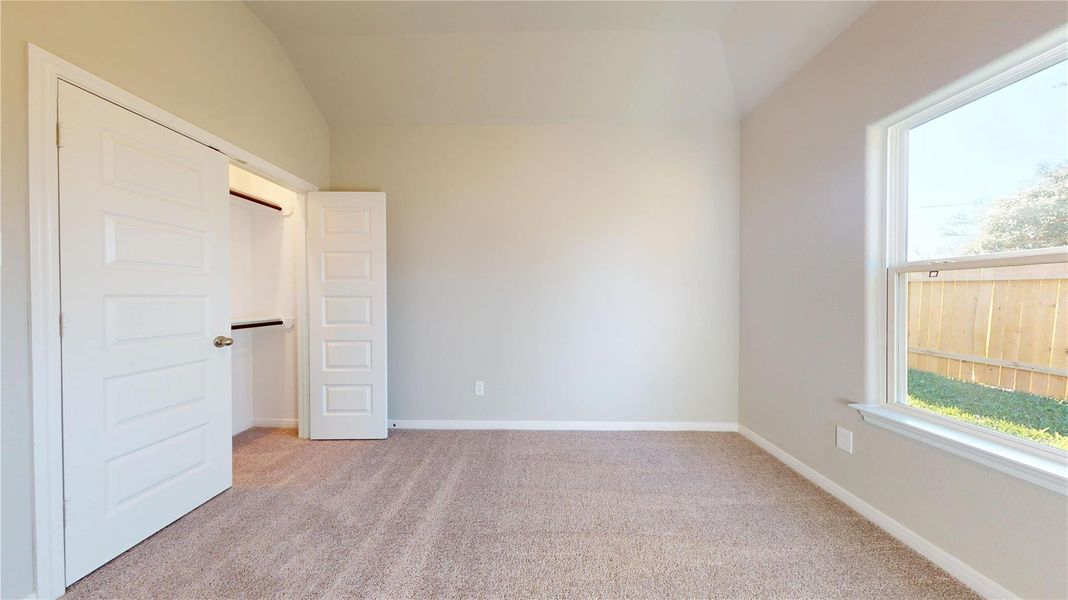 Spacious, unfurnished interior of a new home in , Willis (Image 27).