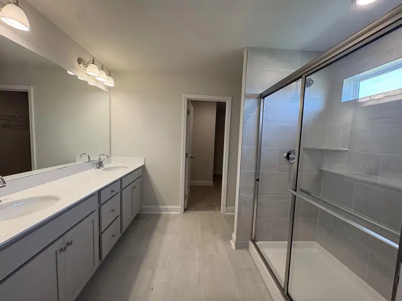 Furnished interior view inside a new home in Cades Bluff, Lebanon (Image 8).