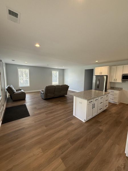 Image 27 of a home in .